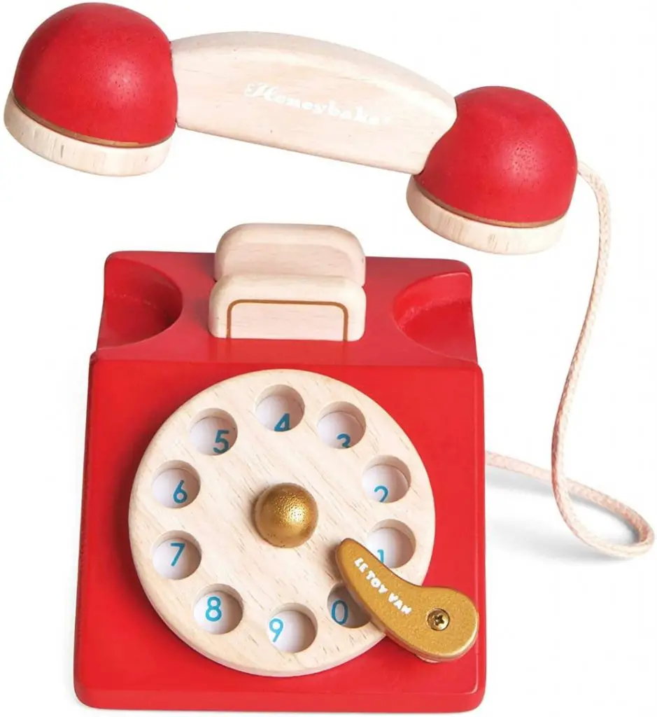 Le Toy Van Nostalgic Vintage Wooden Toy Rotary Phone