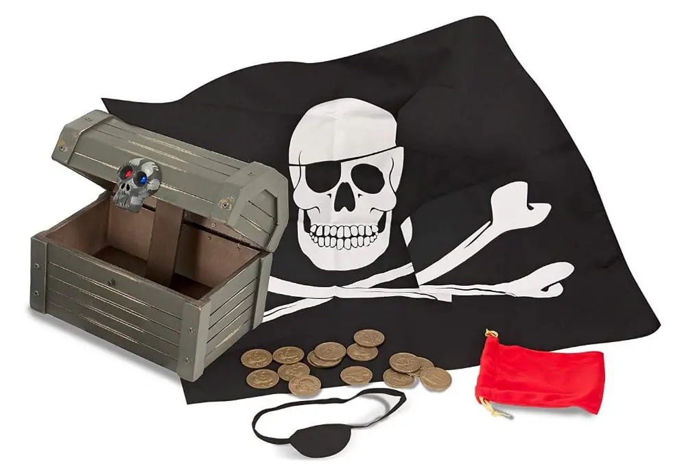 Melissa And Doug Wooden Pirate Chest Pretend Playset