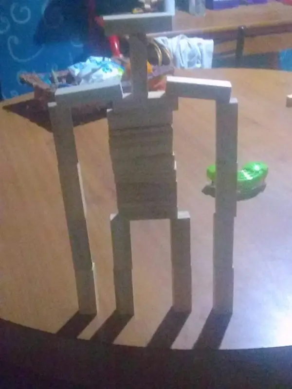 16-cool-things-to-build-with-jenga-blocks-oddblocks