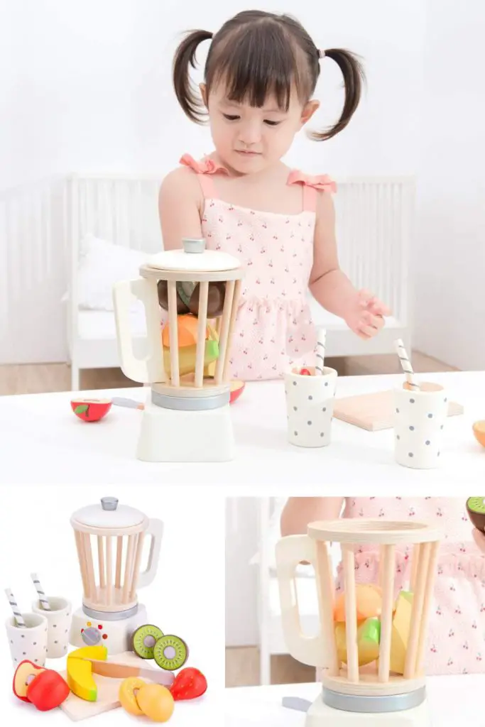 New Classic Toys Wooden Pretend Play Kids Smoothie Maker Set