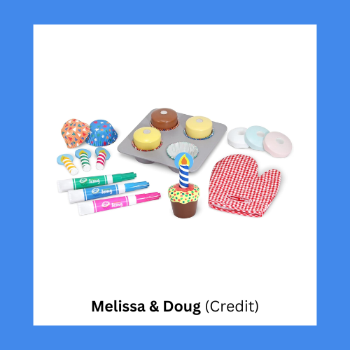 Melissa & Doug Wooden Cupcake Decorating Playset